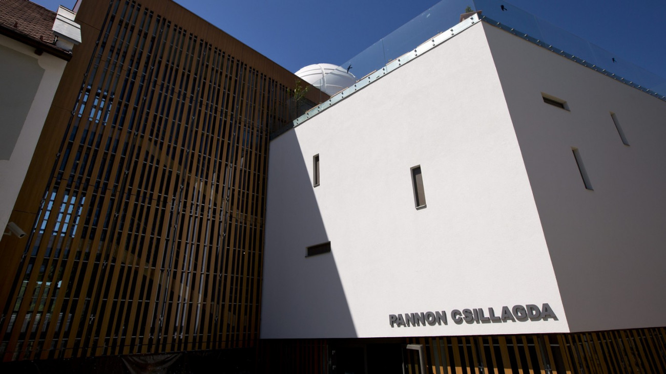 A Pannon Csillagda ismeretterjesztő komplexum épülete Bakonybélen. Forrás: MTI/Mohai Balázs