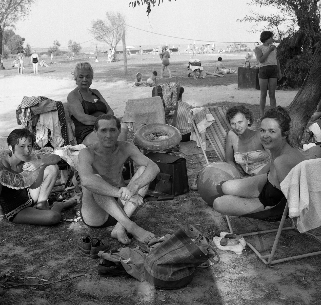 Balaton
(Év
1961
Képszám
58437)
Fotó adományozó:
Nagy Gyula / Fortepan